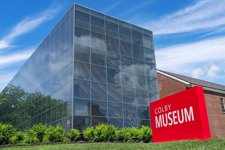 The Colby Museum of Art's glass pavilion and sign